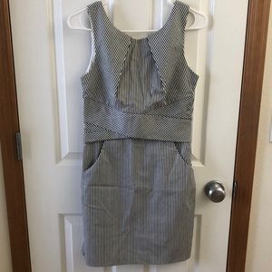 Dress with pockets!
